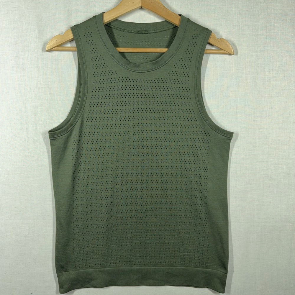 Lululemon Top Womens 6 Breeze By Muscle Tank II Mesh Perforated Barracks Green